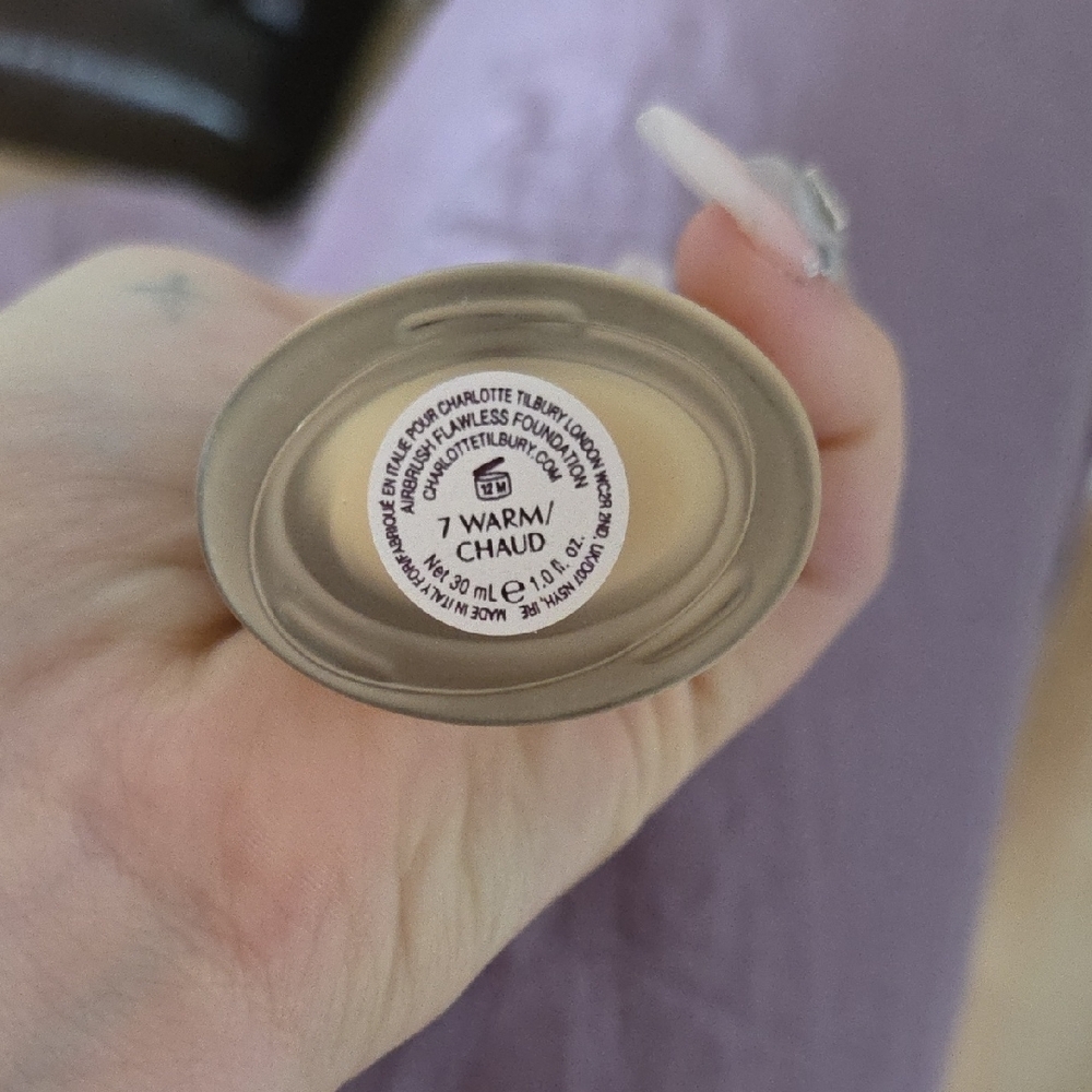 Charlotte Tilbury Airbrush Flawless Foundation 7 Warm Chaud - Picture 2 of 4